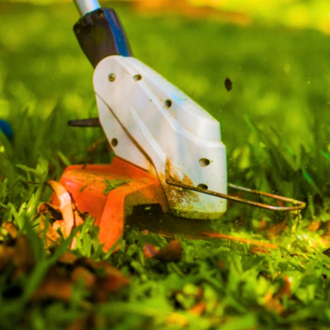Roçadeira a Bateria STIHL FSA 30.0 SET – Compacta e Silenciosa para Uso Residencial - Imagem 3